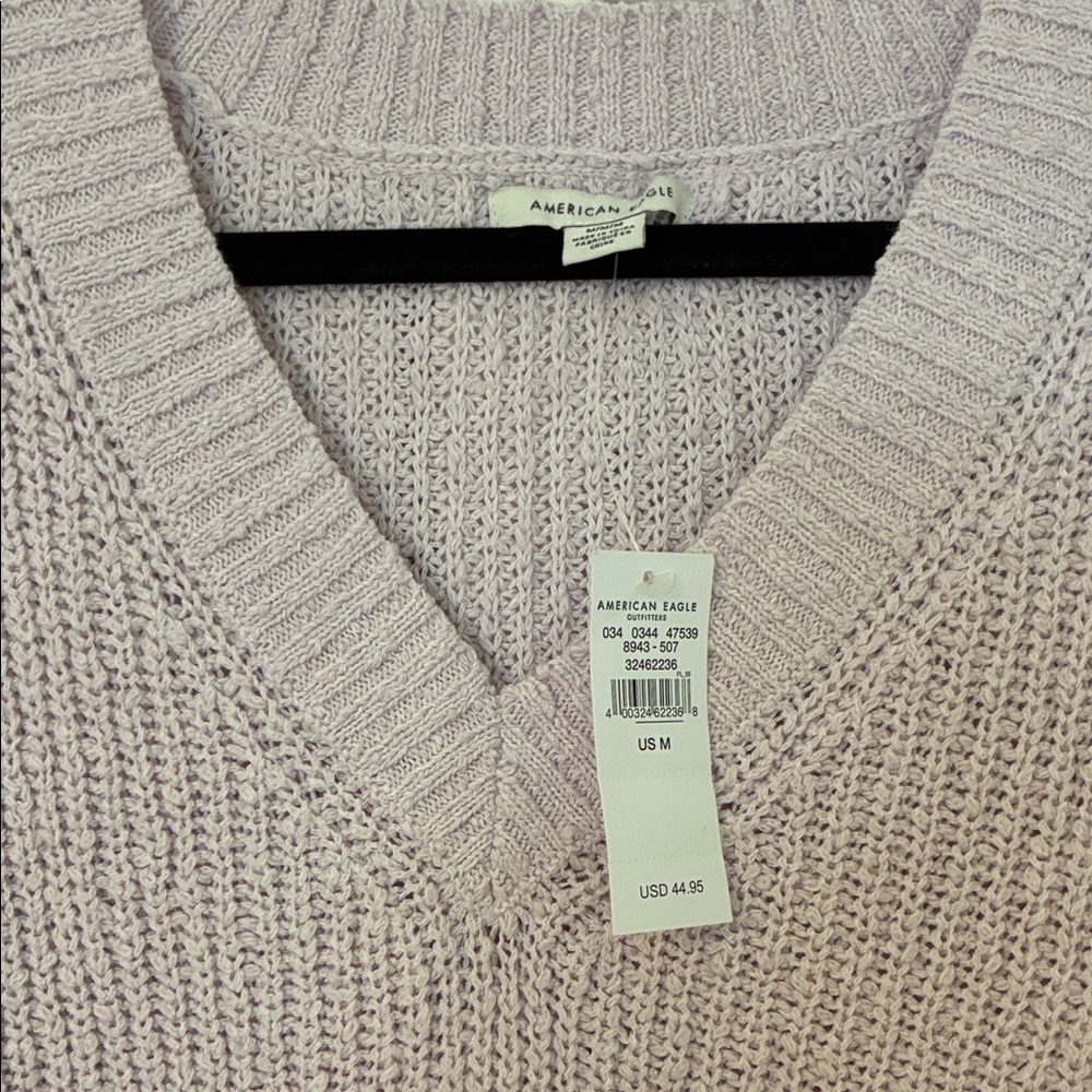 American Eagle Outfitters Lilac V-Neck Sweater NWT - Picture 4 of 5